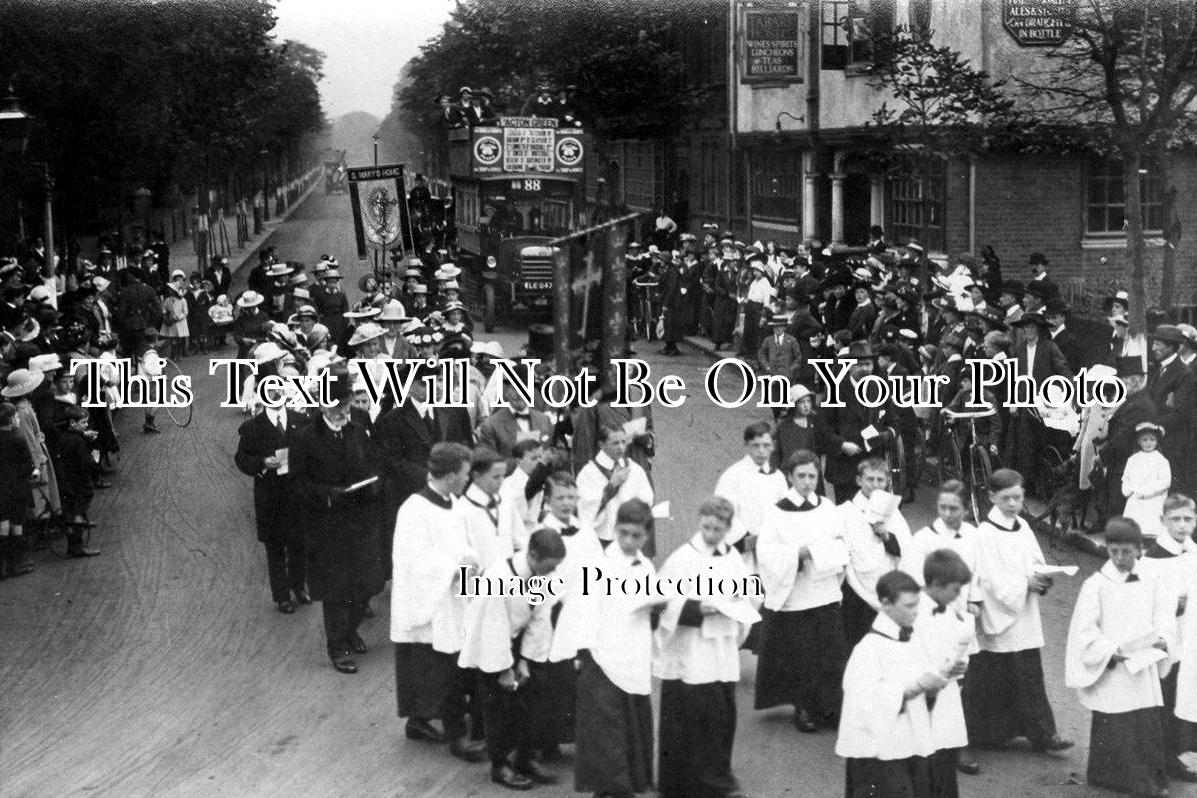 MI 443 - Chiswick Peace Celebrations, Bath Road, Middlesex 1919