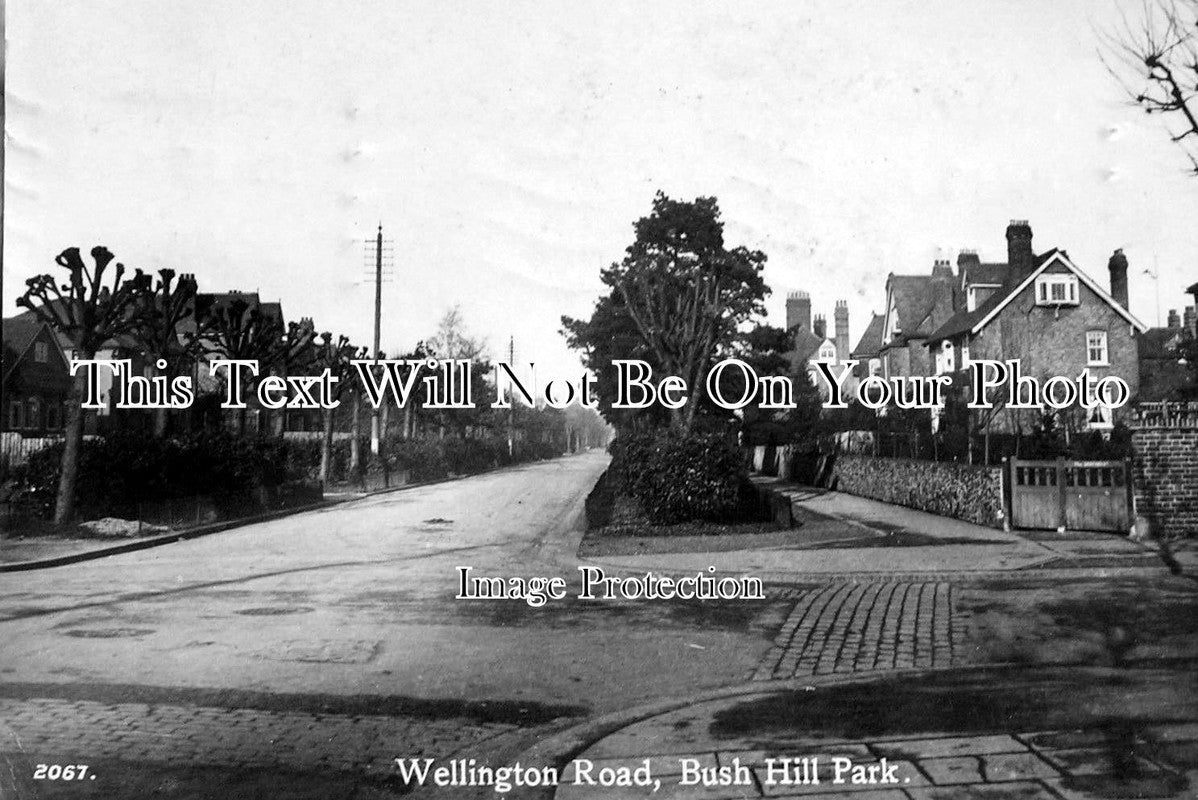 MI 484 - Wellington Road, Bush Hill Park, Middlesex c1926