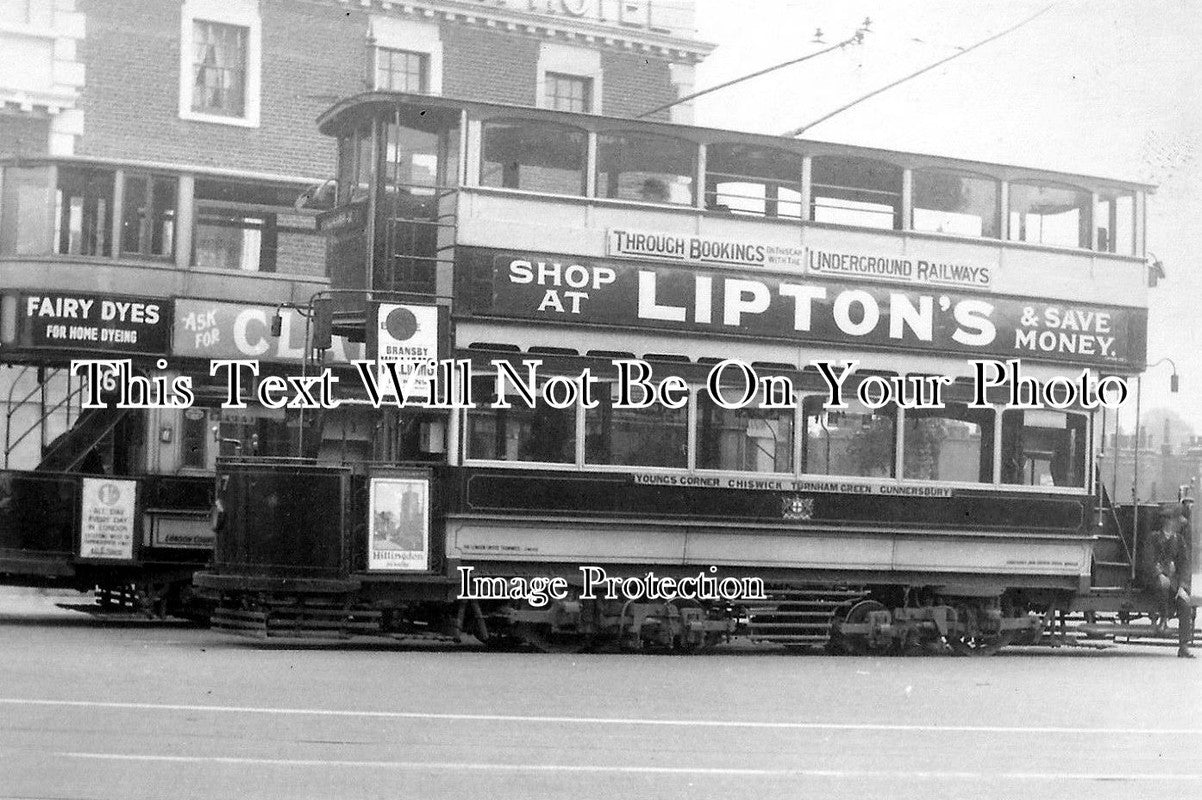 MI 560 - Trams At Kew Bridge Terminus, Brentford, Hounslow, Middlesex