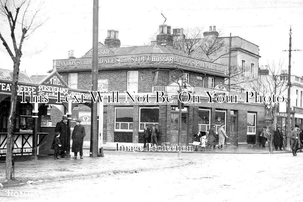 MI 700 - The Hussar Pub & The Perseverance Cafe, Hounslow Heath, Middlesex c1920