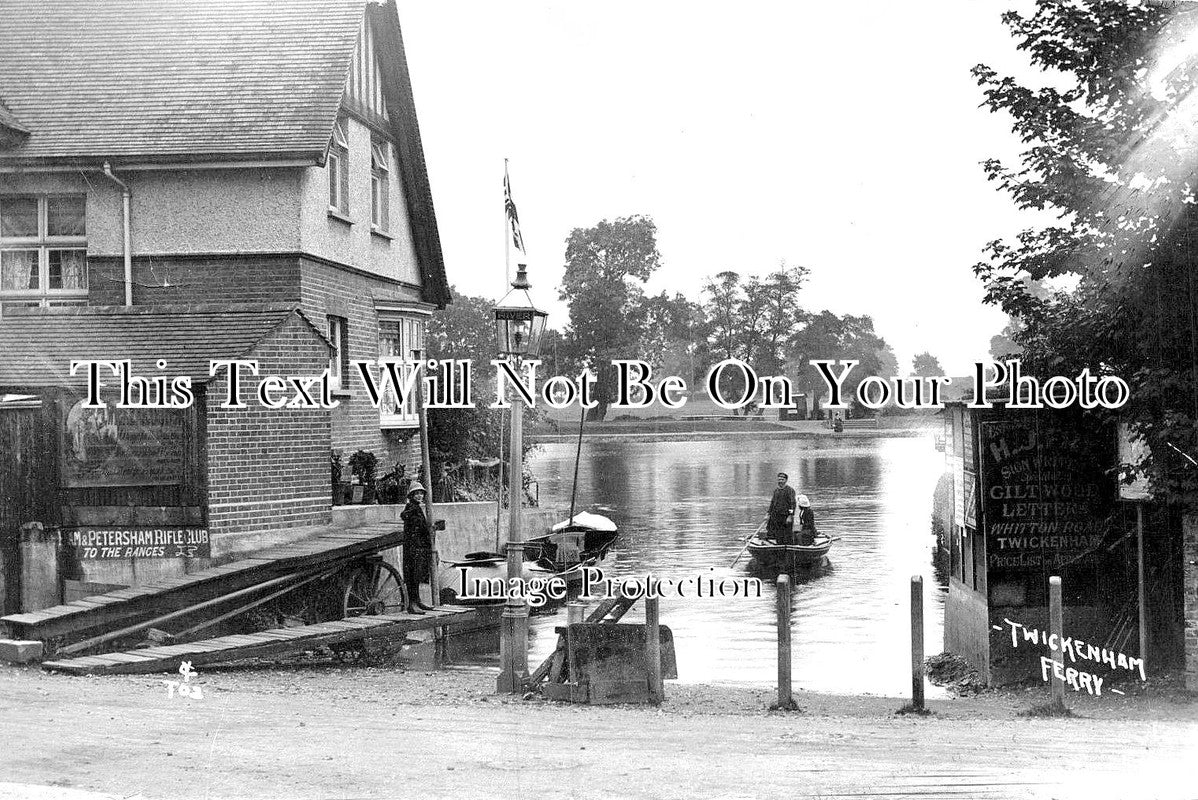 MI 953 - Twickenham Ferry, Middlesex