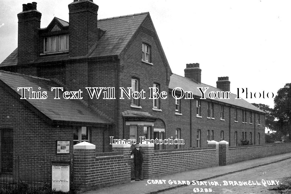 NF 1122 - Coast Guard Station, Bradwell Quay Near Great Yarmouth, Norfolk