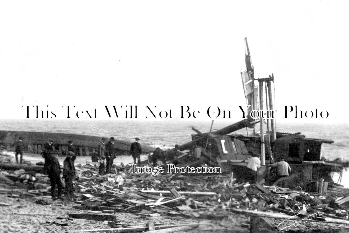 NF 1168 - Ceres Ship Shipwreck, Great Yarmouth, Norfolk c1910