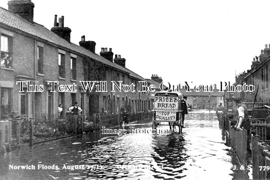 NF 1174 - Orchard Street Flood, Norwich, Norfolk 1912
