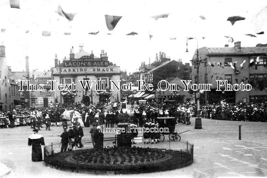 NF 1197 - Barking Smack Hotel Procession, Great Yarmouth, Norfolk