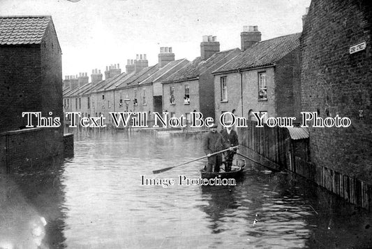 NF 1305 - Flooding In Derby Street, Norwich, Norfolk 1912