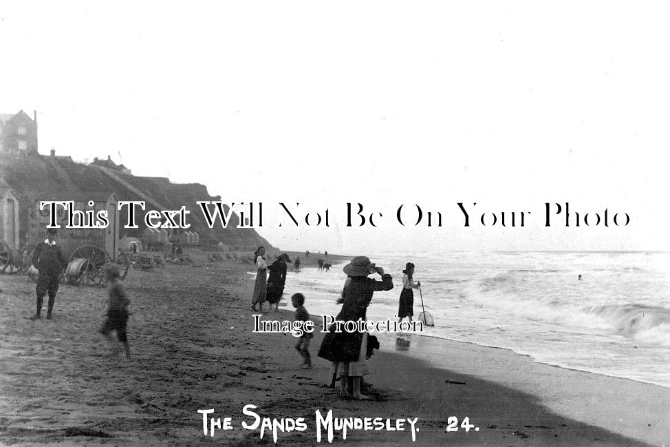 NF 1392 - The Sands, Mundesley, Norfolk