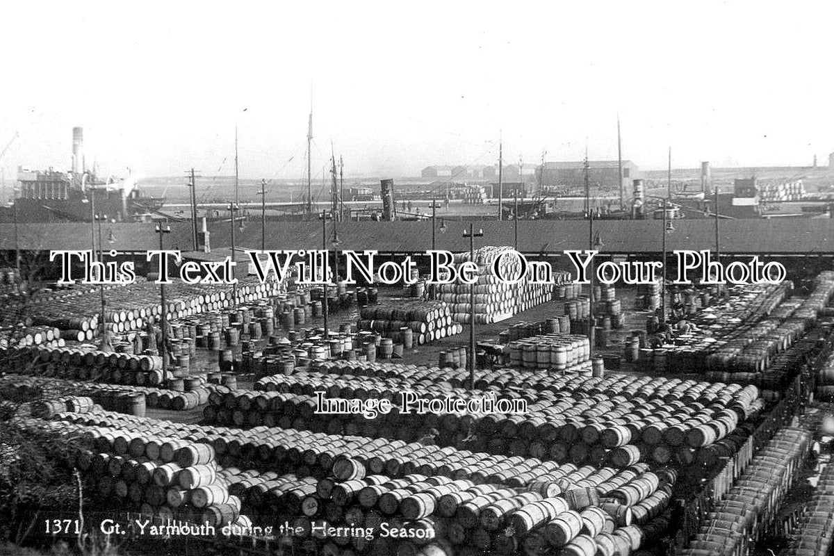 NF 1406 - Herring Season, Great Yarmouth, Norfolk