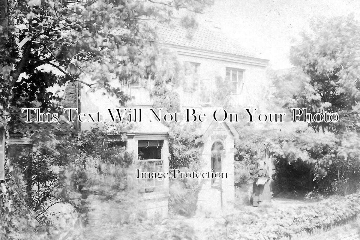 NF 1437 - Cottage At Mundesley, Norfolk c1908
