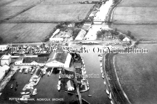 NF 1580 - Potter Heigham Aerial View, Norfolk Broads, Norfolk