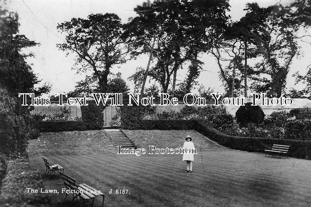 NF 194 - The Lawn, Fritton Lake, Norfolk