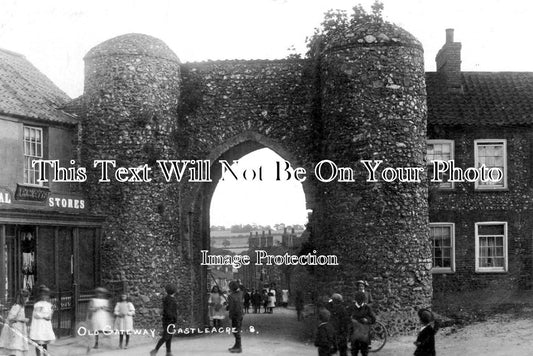 NF 1983 - The Old Gateway, Castleacre, Norfolk