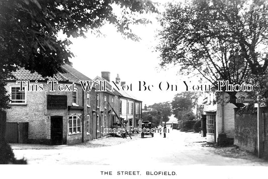 NF 2119 - The Street, Blofield, Norfolk c1932