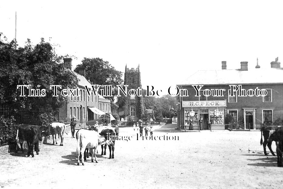 NF 2324 - Market Place, Reepham, Norfolk c1915