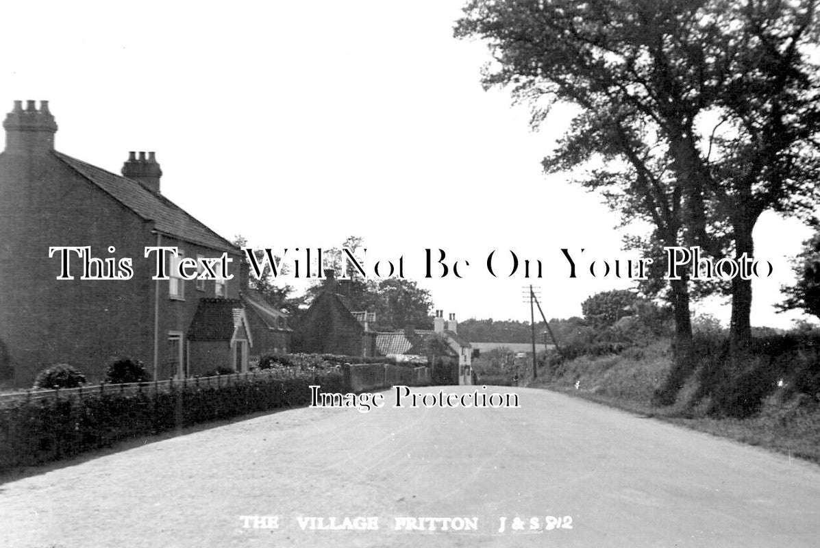 NF 2374 - Fritton Village, Norfolk c1937