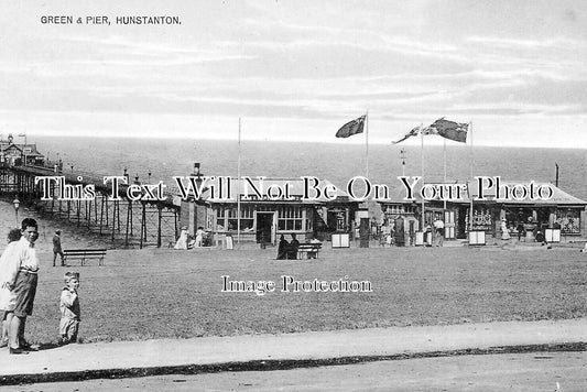 NF 2385 - Hunstanton Green & Pier, Norfolk c1917