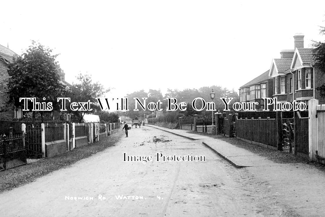 NF 2448 - Norwich Road, Watton, Norfolk c1916