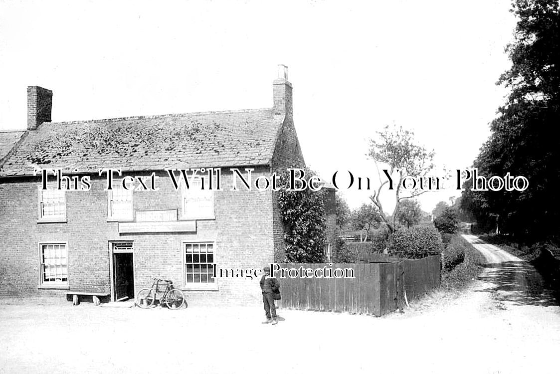 NF 2461 - The Bridge Inn Pub, Outwell, Norfolk c1910
