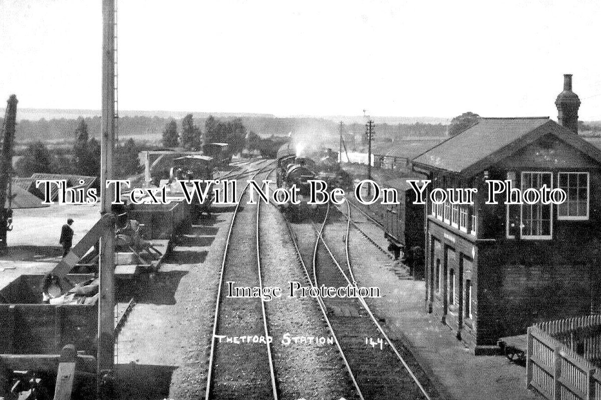 NF 2471 - Thetford Railway Station, Norfolk c1917