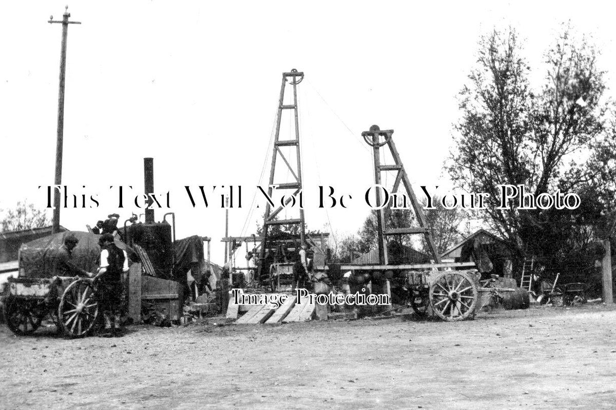 NF 2506 - Laying Water Main Under River, Potter Heigham, Norfolk