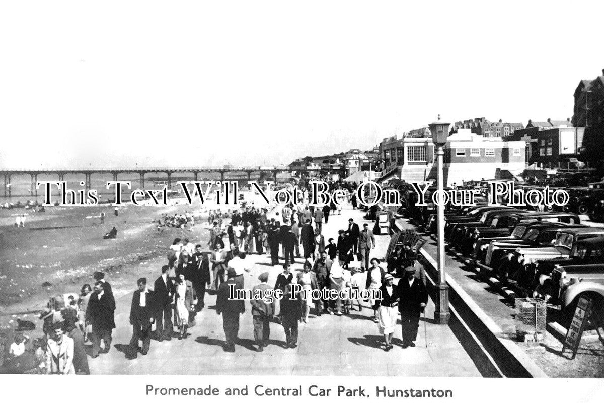 NF 2532 - Promenade & Central Car Park, Hunstanton, Norfolk c1947