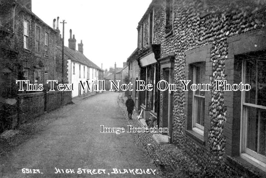 NF 2562 - High Street, Blakeney, Norfolk