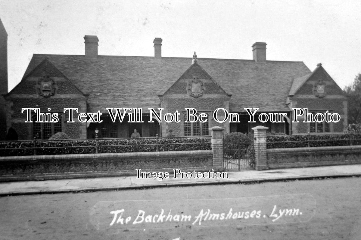 NF 257 - The Backham Almshouses, Kings Lynn, Norfolk c1907