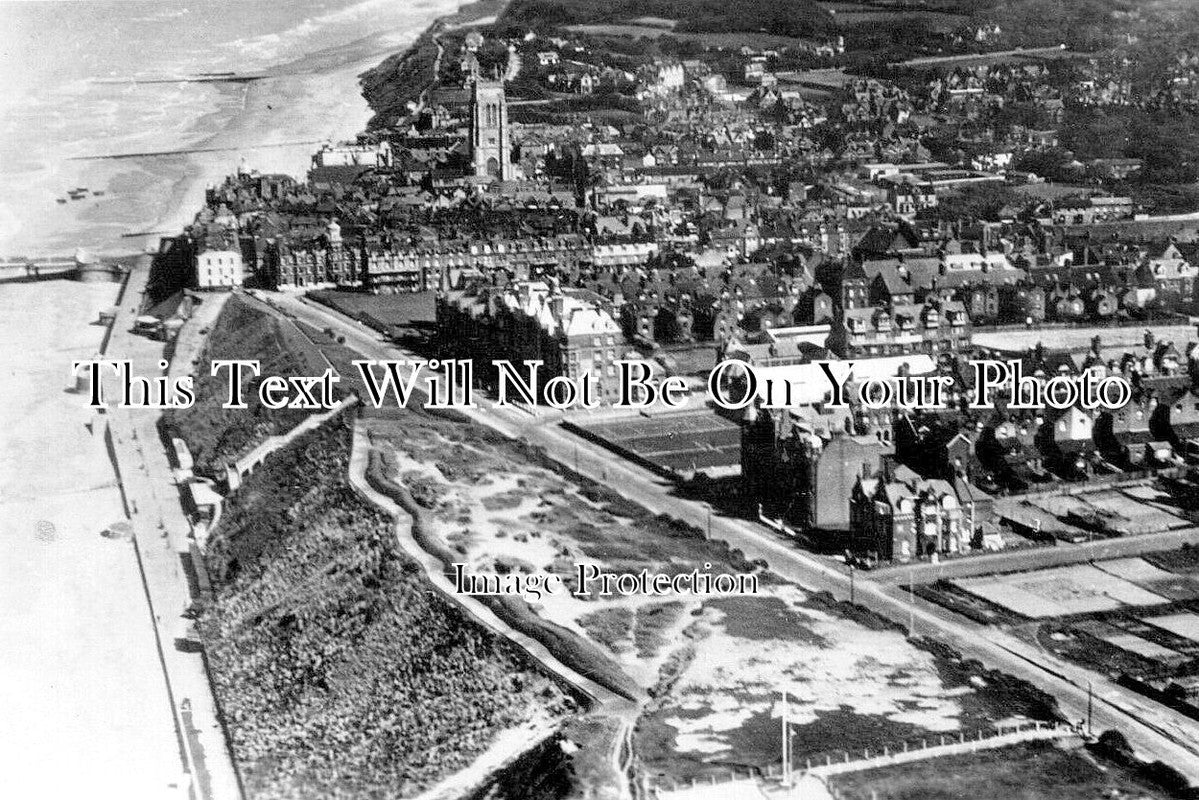 NF 2614 - Cromer From The Air, Norfolk