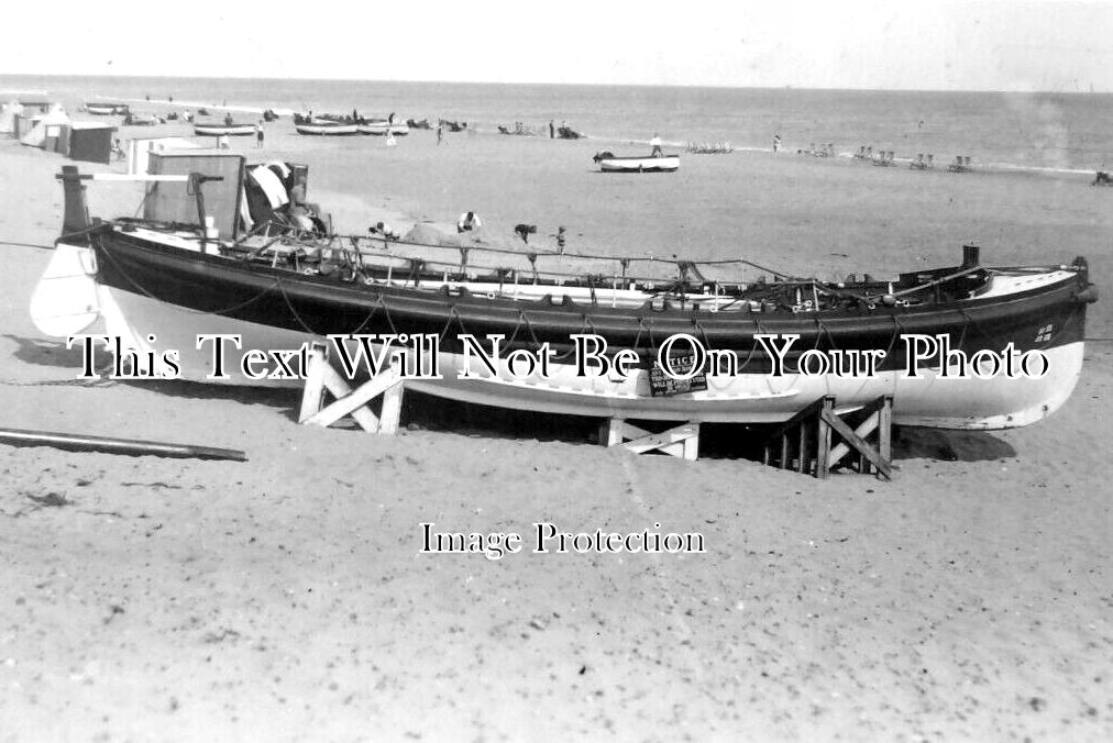 NF 2640 - The Lifeboat, Caister, Norfolk