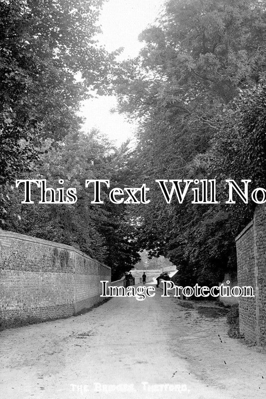 NF 2679 - The Bridge At Thetford, Norfolk c1910