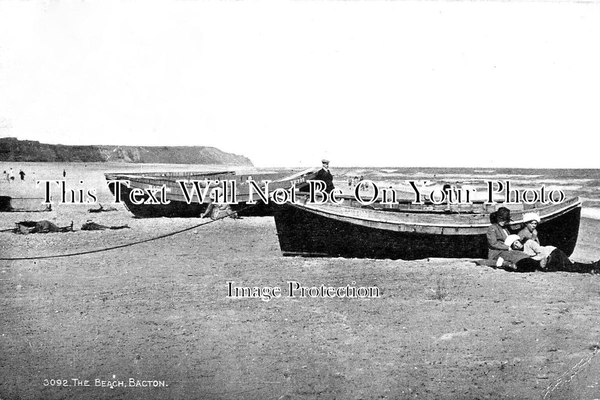 NF 2704 - The Beach, Bacton, Norfolk c1912