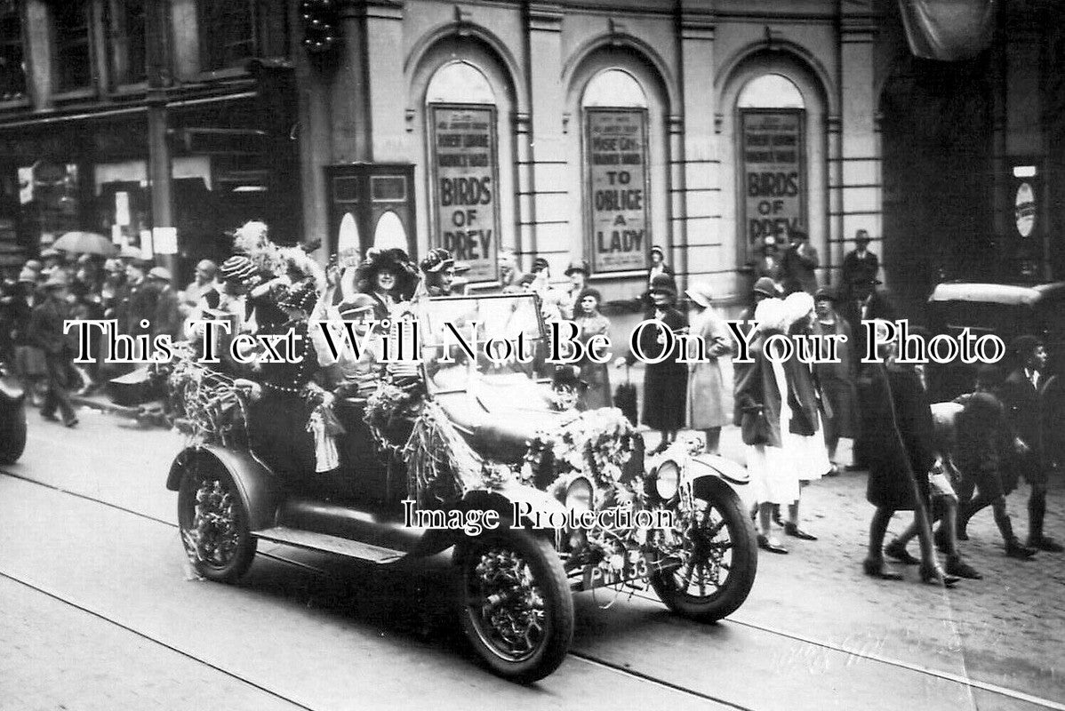 NF 2796 - Street Parade, Norwich Hippodrome, Norfolk c1930