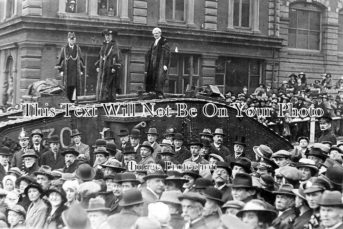 NF 2829 - Lord Mayor On WW1 Tank, Norwich, Norfolk