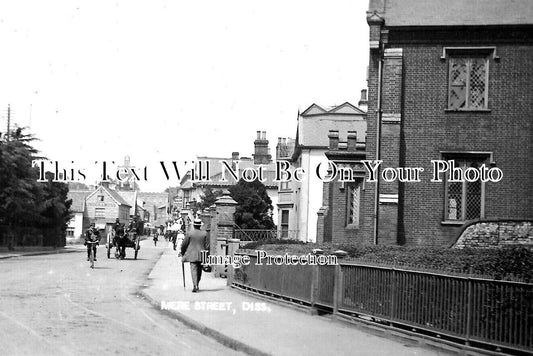 NF 2830 - Mere Street, Diss, Norfolk c1915