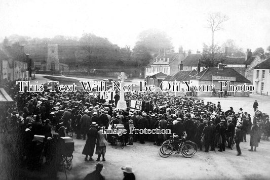 NF 2855 - Burnham Market Memorial, Norfolk