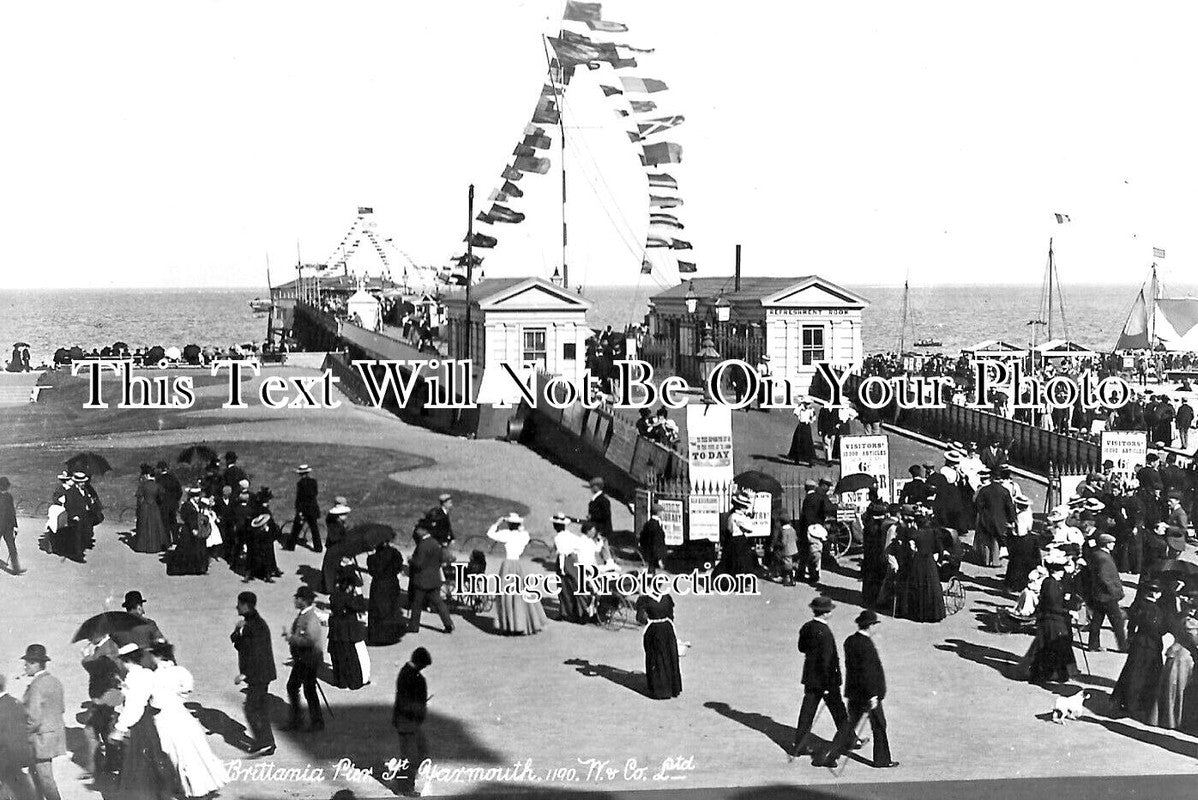 NF 2856 - Brittania Pier, Great Yarmouth, Norfolk