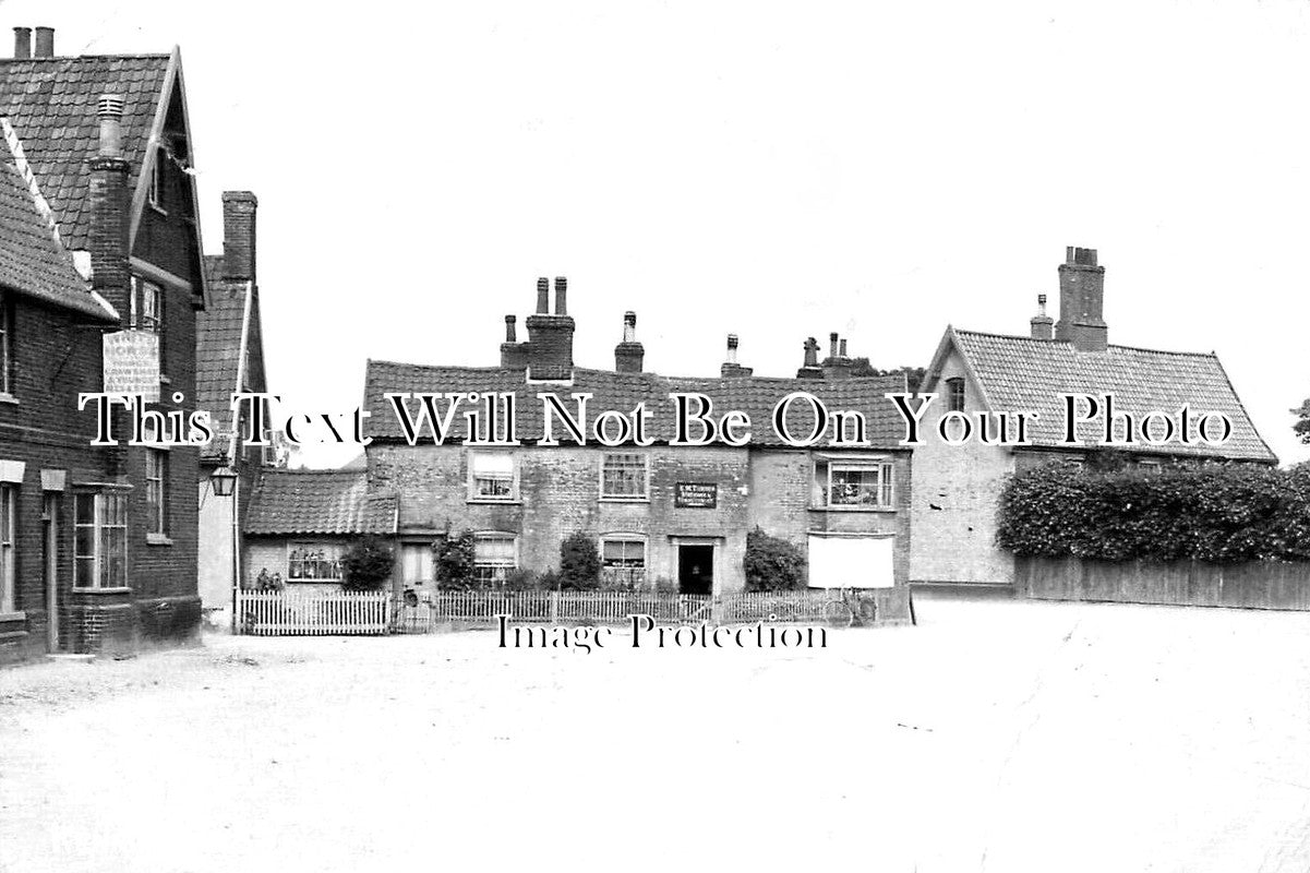 NF 2885 - White Horse Pub, Kenninghall, Norfolk c1919