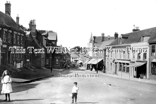 NF 2899 - Post Office & Market Street, Wymondham, Norfolk c1909