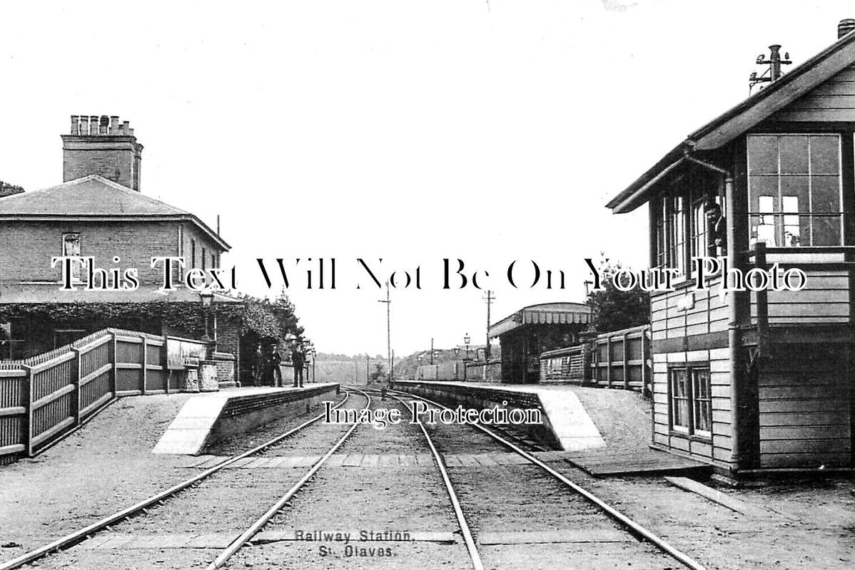 NF 2962 - St Olaves Railway Station, Norfolk c1907