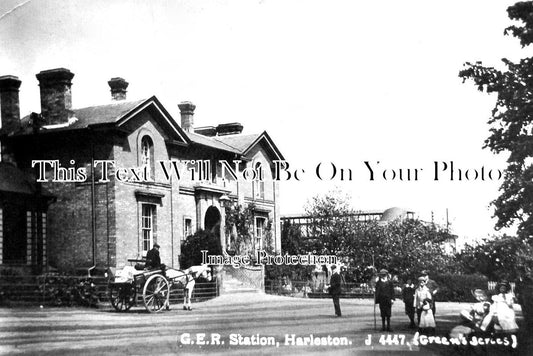 NF 2968 - Harleston Railway Station, Norfolk c1925