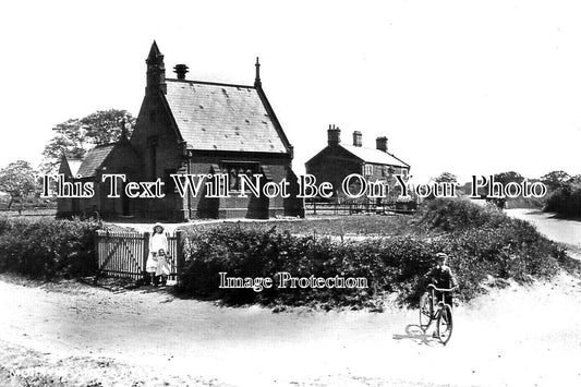 NF 3012 - Morton & Attlebridge School, Norfolk