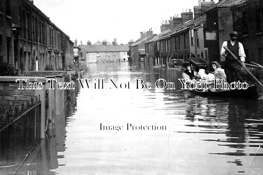NF 3018 - Norwich Floods In Orchard Street, Norfolk 1912
