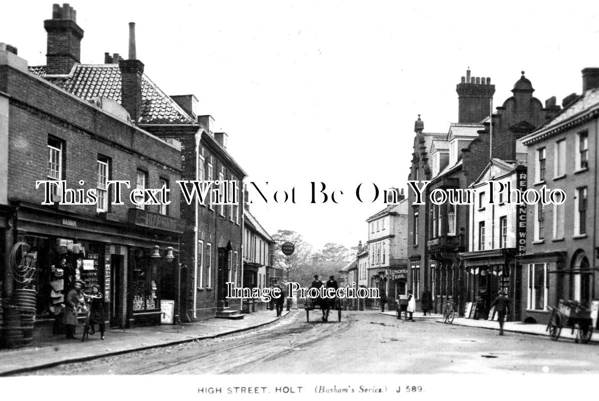 NF 3032 - High Street, Holt, Norfolk c1917