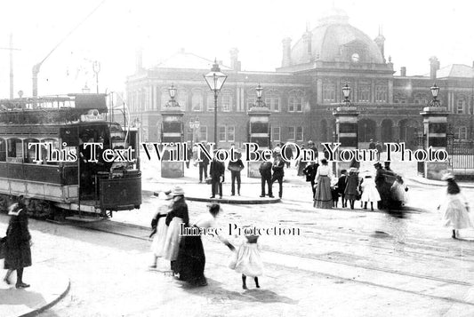 NF 3209 - Tram Outside Norwich Railway Station, Norfolk c1905
