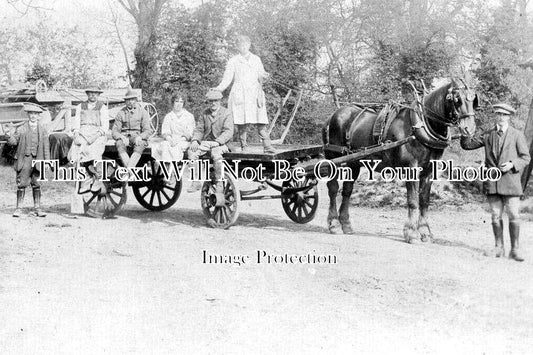 NF 3273 - Farm Workers, Wymondham, Norfolk c1914 WW1