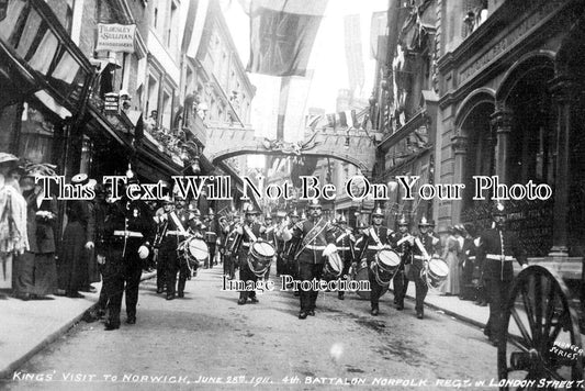 NF 3289 - Kings Visit To Norwich, 4th Norfolk Regiment, London Street