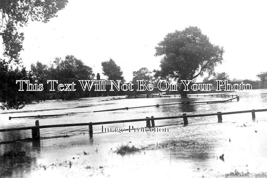 NF 3318 - Lakenham Floods, Norfolk 1912