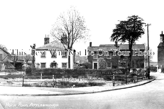 NF 3358 - Horse Pond, Attleborough, Norfolk