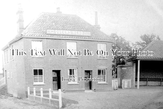 NF 3412 - The Queens Head Pub, Burgh Castle, Norfolk