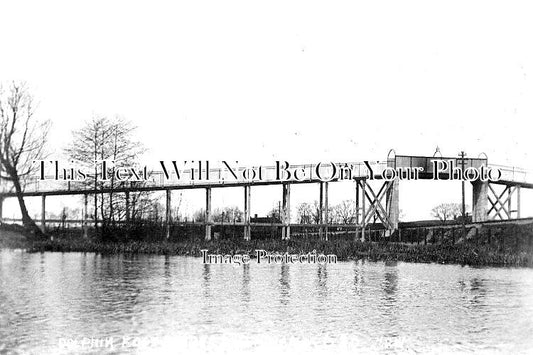 NF 3437 - Dolphin Foot Bridge, Heigham, Norfolk c1910